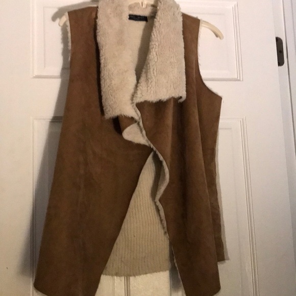 Suede / fur vest - Picture 2 of 4